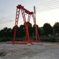 起重設備成都單梁門式起重機