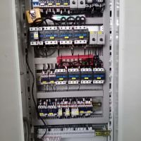 河南圣斯起重專業改遙控電器柜