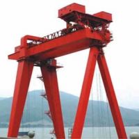 成都U型雙梁吊鉤門(mén)式起重機(jī)廠家供應(yīng)