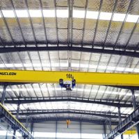 太倉電動(dòng)單梁起重機(jī)械看場地