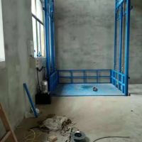 成都市甘孜洲壓貨梯-定做，維修，保養，