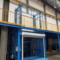 液壓升級(jí)貨梯